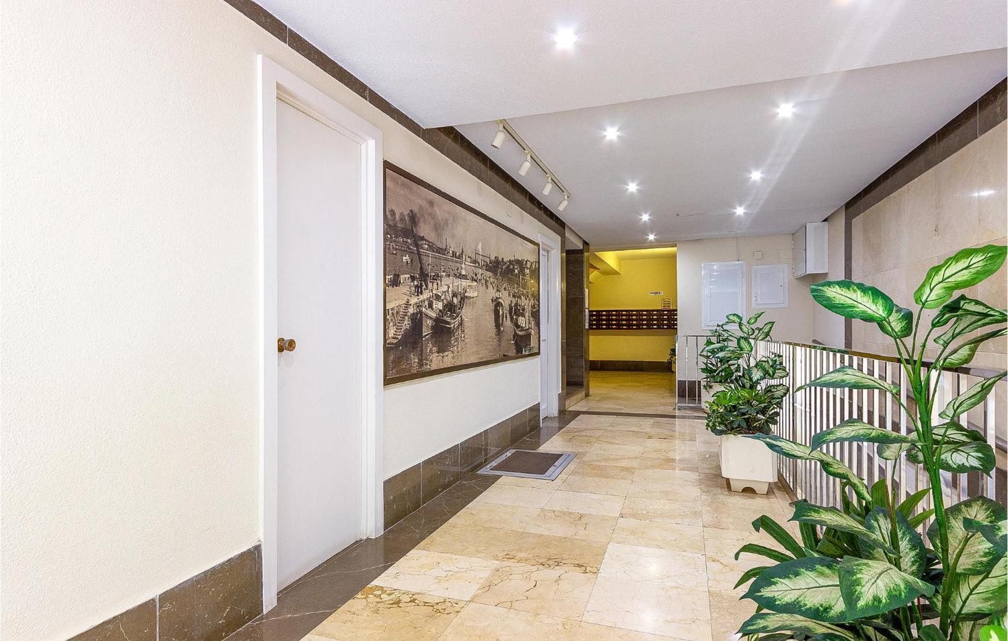 Lovely Apartment In Santa Pola With Kitchen Εξωτερικό φωτογραφία